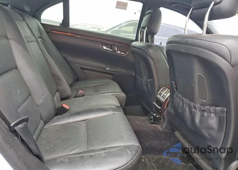 2008 Mercedes-Benz S 63 Amg z USA, uszkodzony, nr VIN WDDNG77X48A219570